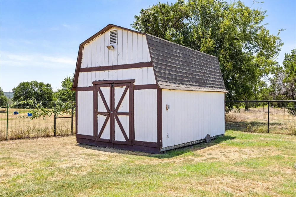 6032 Fm 1886 Azle, TX 76020