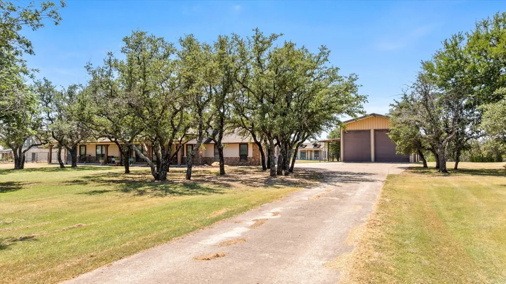 6032 Fm 1886 Azle, TX 76020