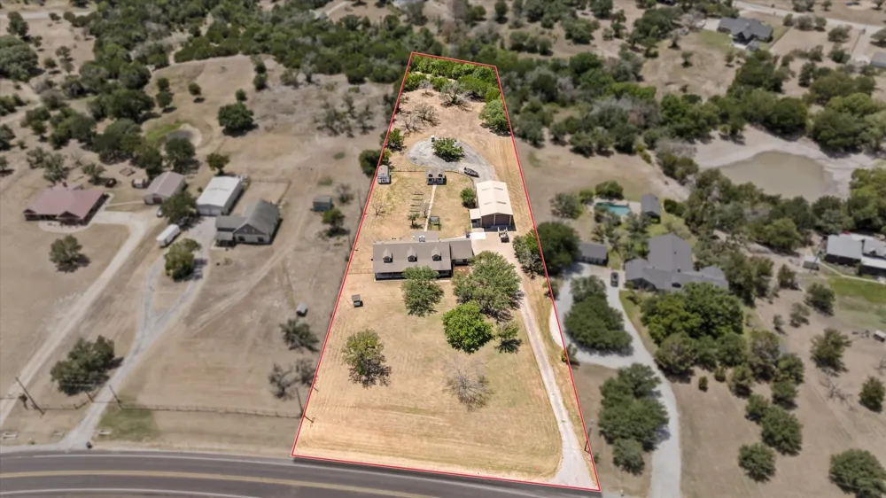 6032 Fm 1886 Azle, TX 76020