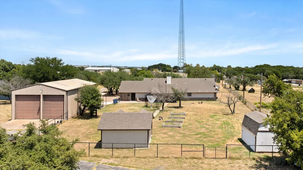 6032 Fm 1886 Azle, TX 76020