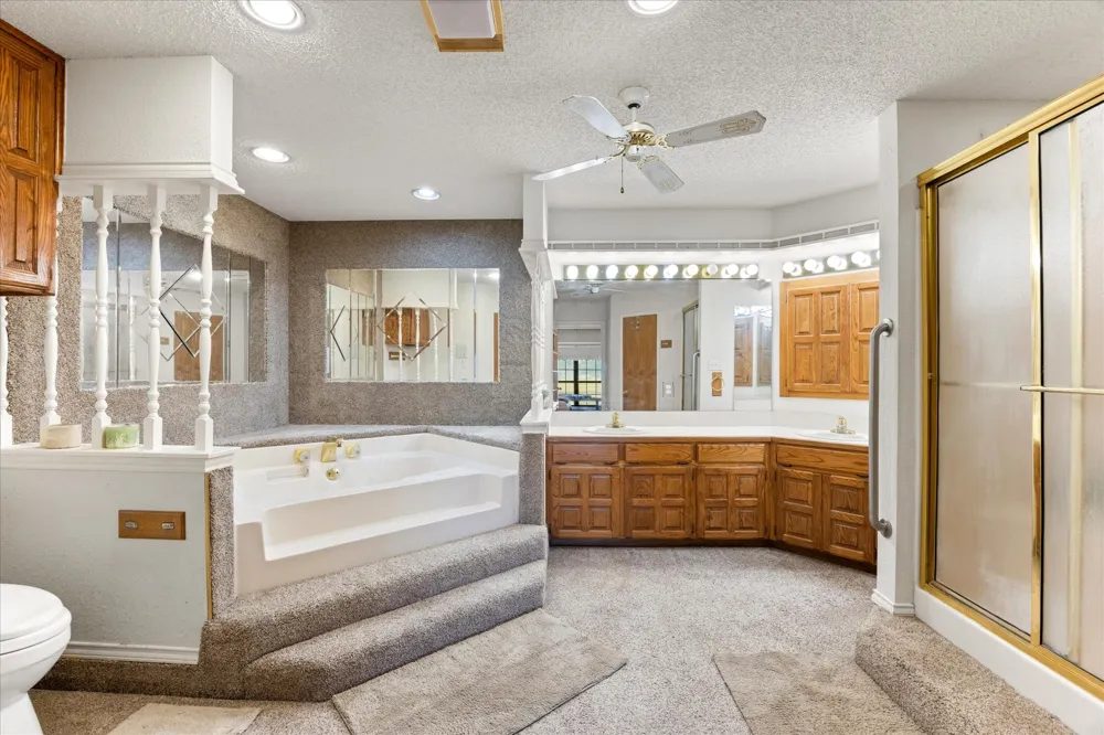 6032 Fm 1886 Azle, TX 76020