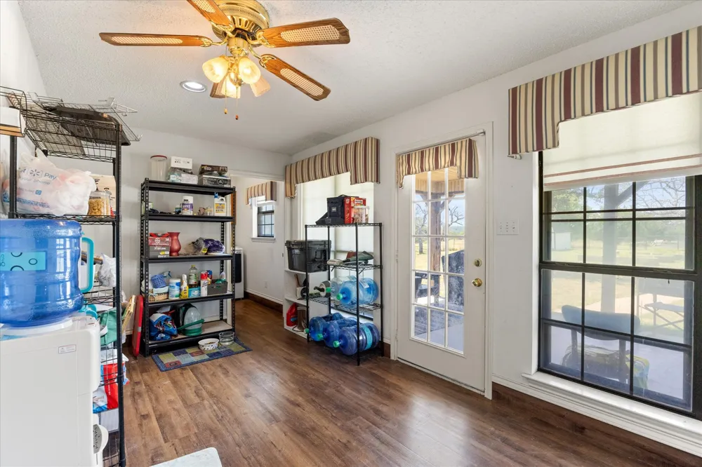 6032 Fm 1886 Azle, TX 76020