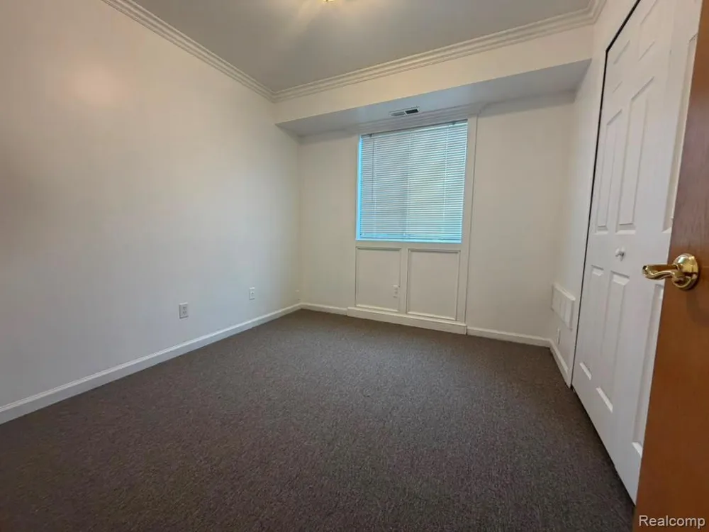 43284 Mound Road Sterling Heights City, MI 48314
