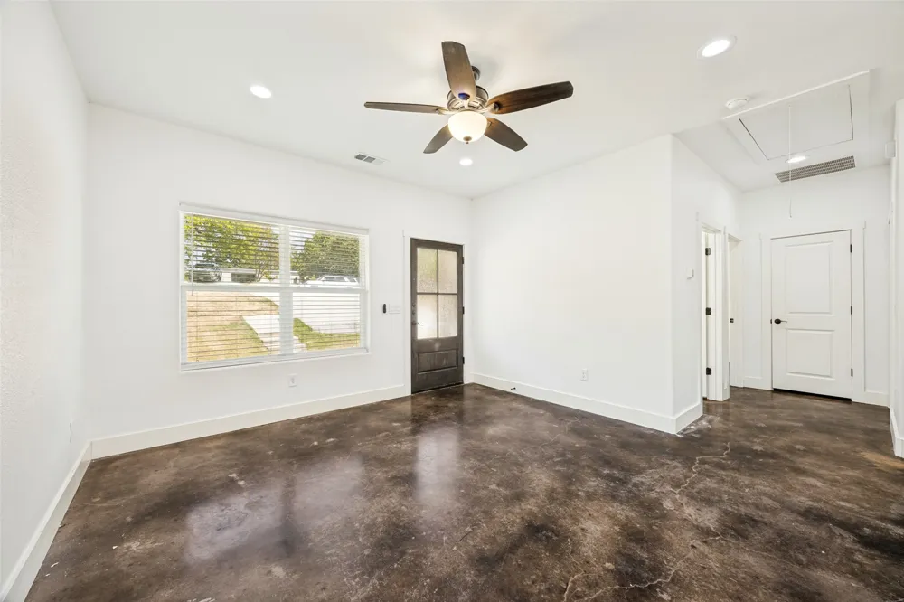 722 E Woodard Street Denison, TX 75021