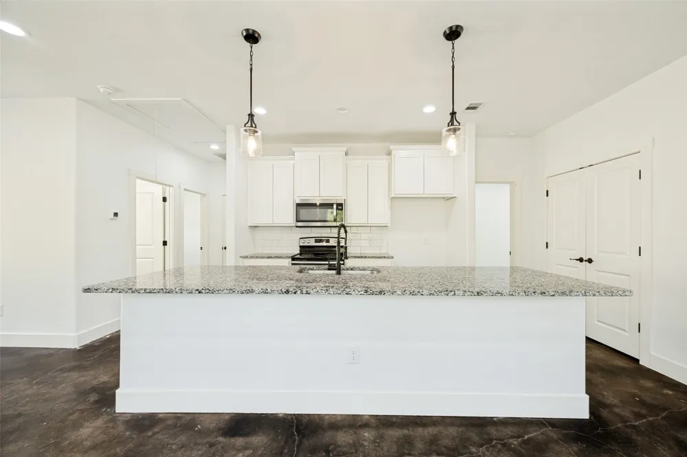722 E Woodard Street Denison, TX 75021