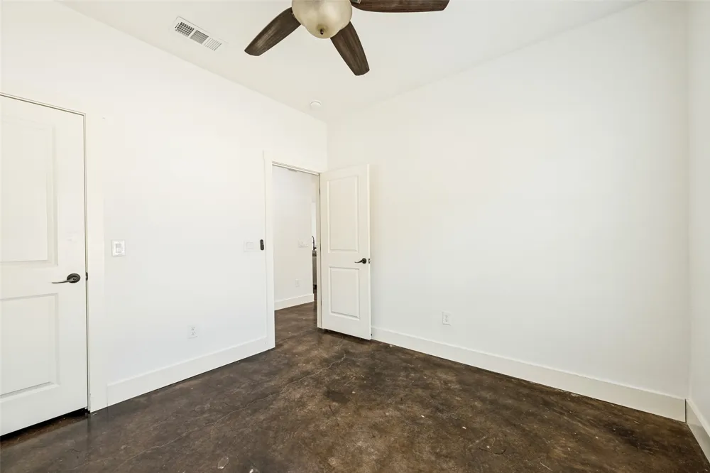 722 E Woodard Street Denison, TX 75021
