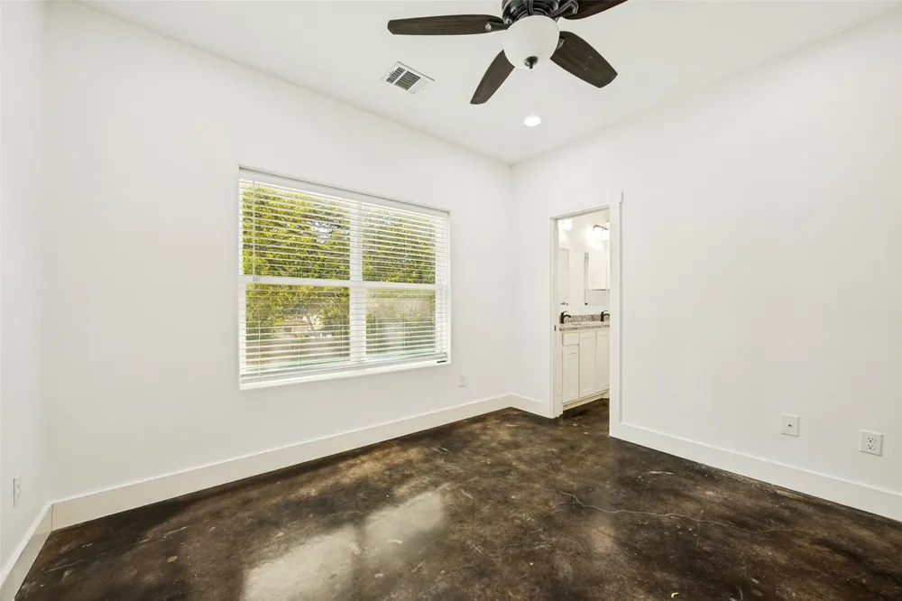 722 E Woodard Street Denison, TX 75021