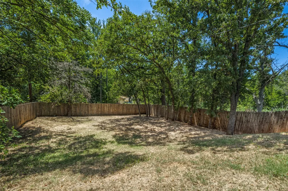 722 E Woodard Street Denison, TX 75021