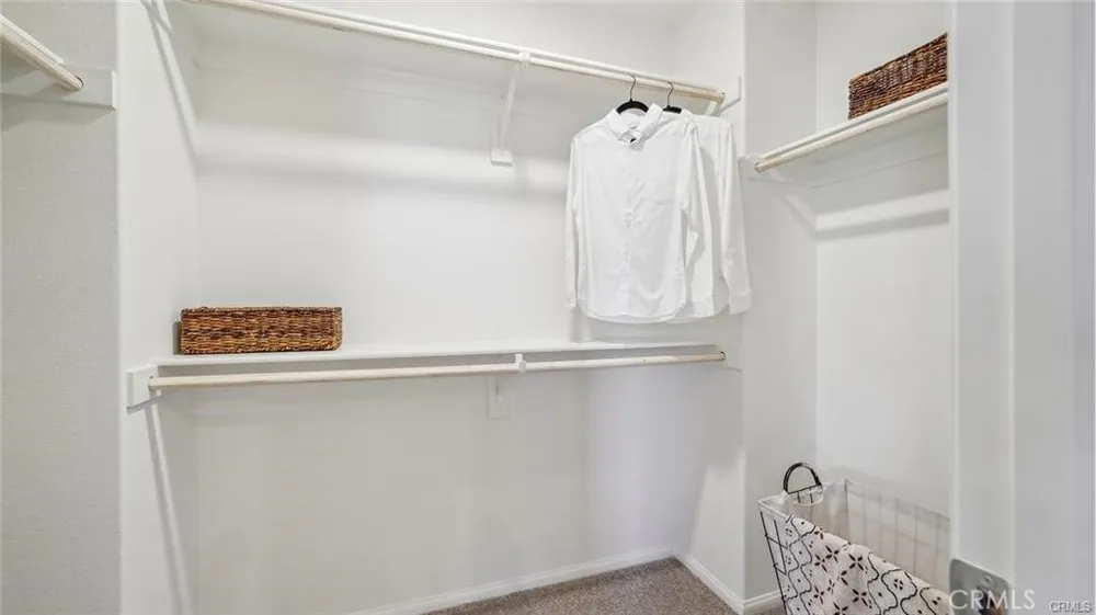 16100 Lumia Fontana, CA 92336