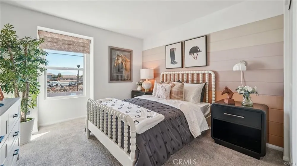 16100 Lumia Fontana, CA 92336