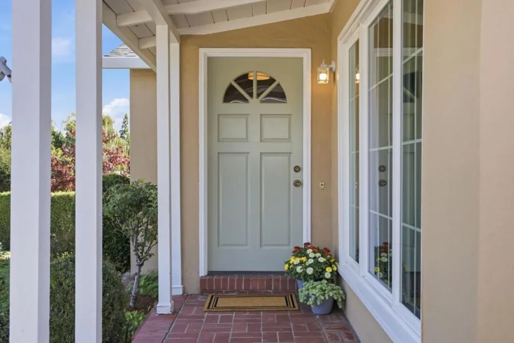 1945 Birch Avenue San Carlos, CA 94070