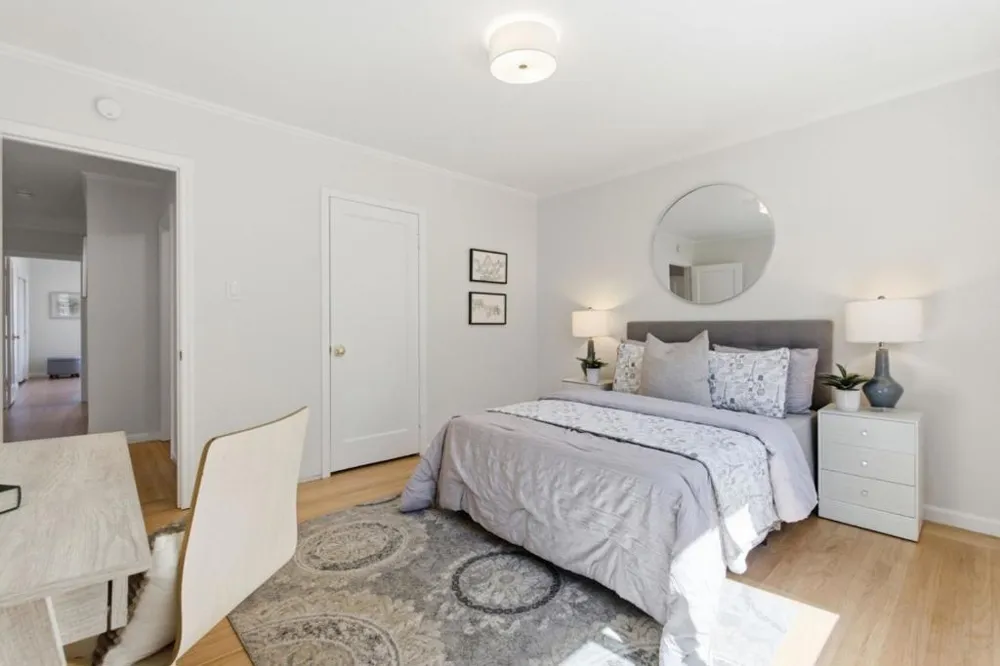 1945 Birch Avenue San Carlos, CA 94070