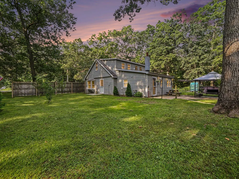5690 White Road Muskegon, MI 49442