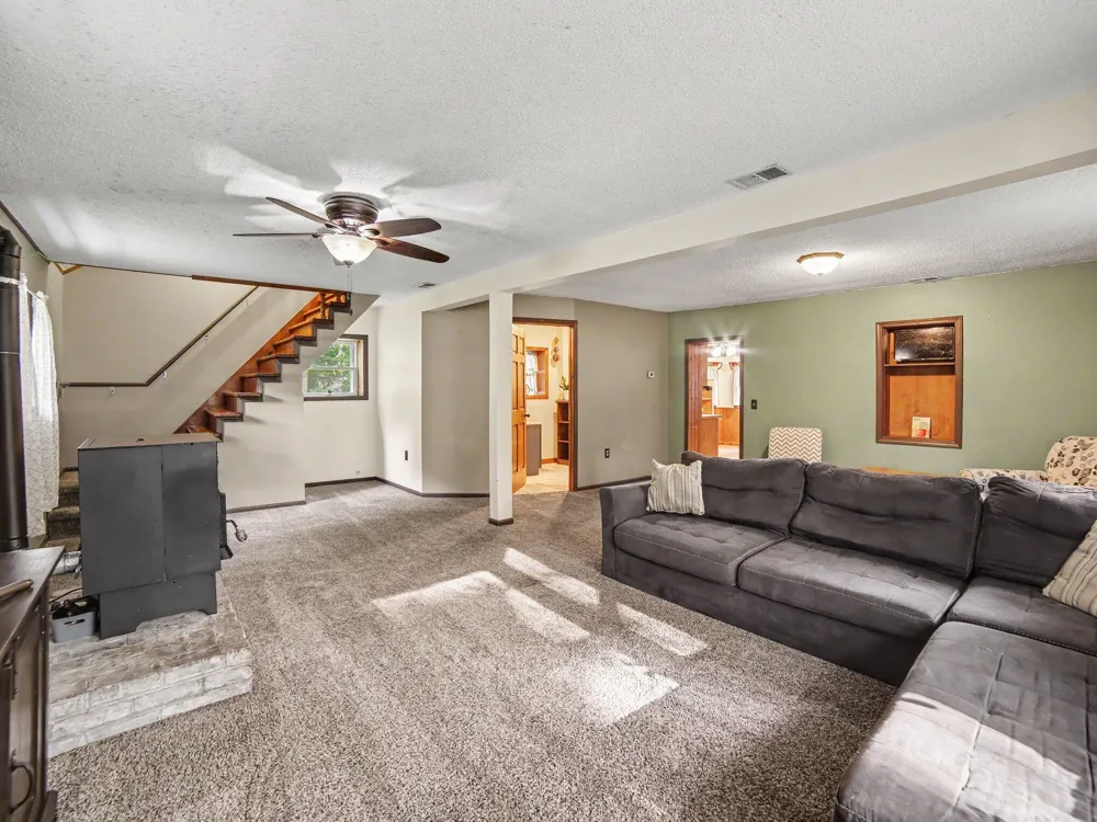 5690 White Road Muskegon, MI 49442