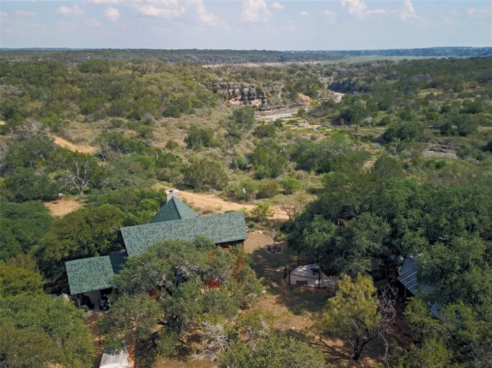 601 Echo Drive Spicewood, TX 78669