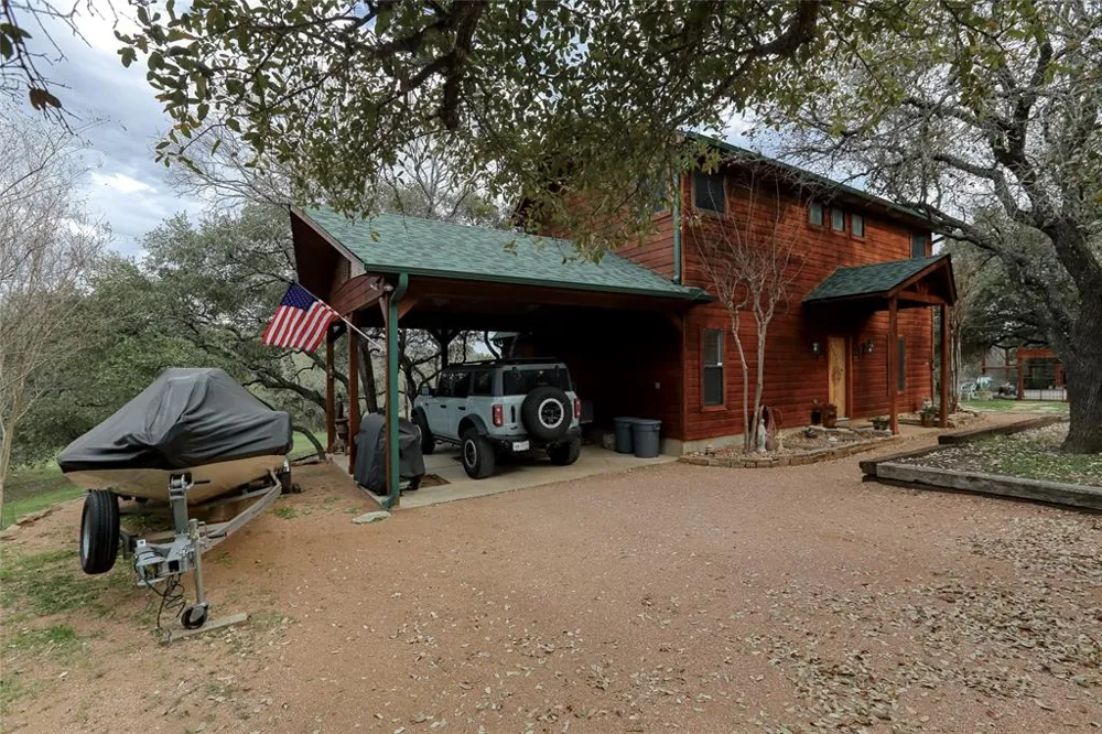 601 Echo Drive Spicewood, TX 78669