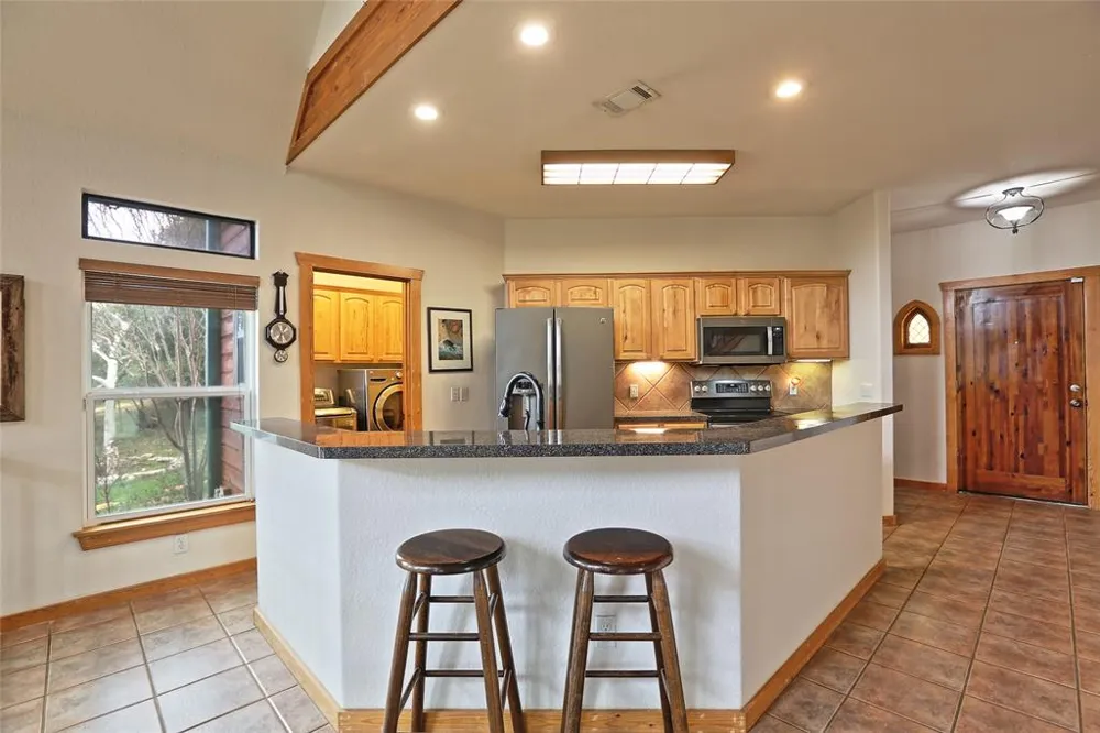 601 Echo Drive Spicewood, TX 78669