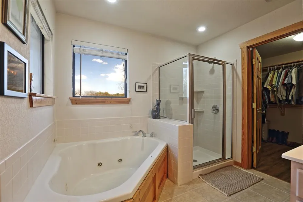 601 Echo Drive Spicewood, TX 78669