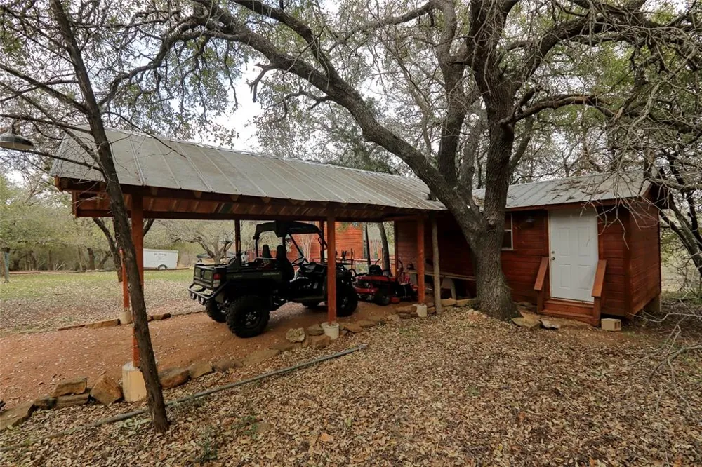 601 Echo Drive Spicewood, TX 78669