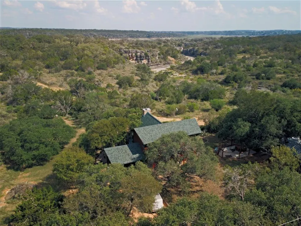 601 Echo Drive Spicewood, TX 78669