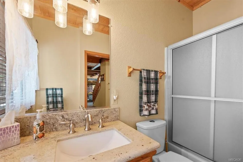 1550 Tuolumne Road Big Bear, CA 92314