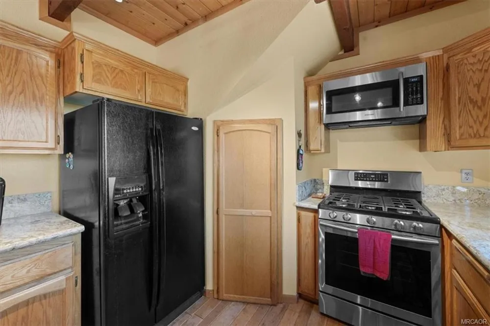 1550 Tuolumne Road Big Bear, CA 92314