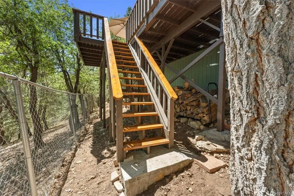 1550 Tuolumne Road Big Bear, CA 92314