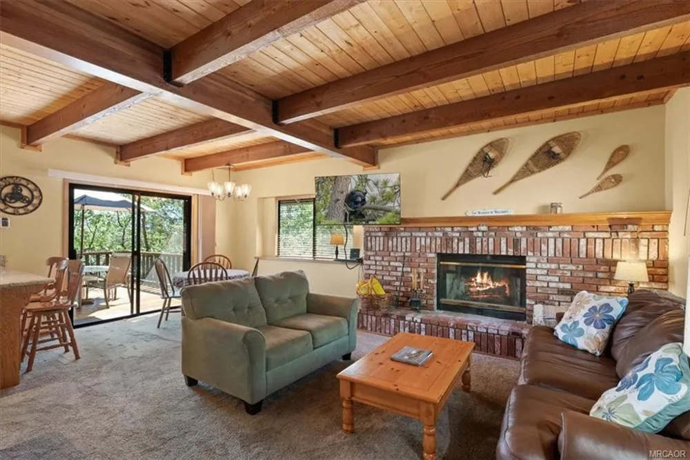 1550 Tuolumne Road Big Bear, CA 92314