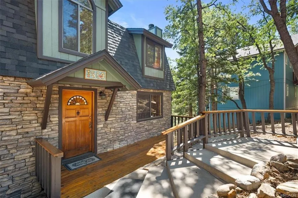1550 Tuolumne Road Big Bear, CA 92314