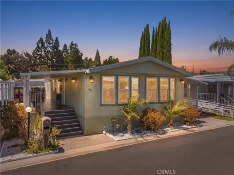 8811 Canoga #417