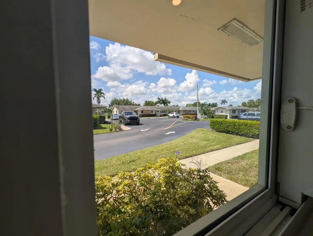 2671 Emory Drive E #B West Palm Beach, FL 33415