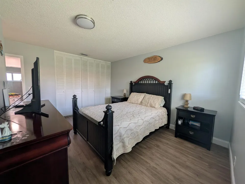 2671 Emory Drive E #B West Palm Beach, FL 33415