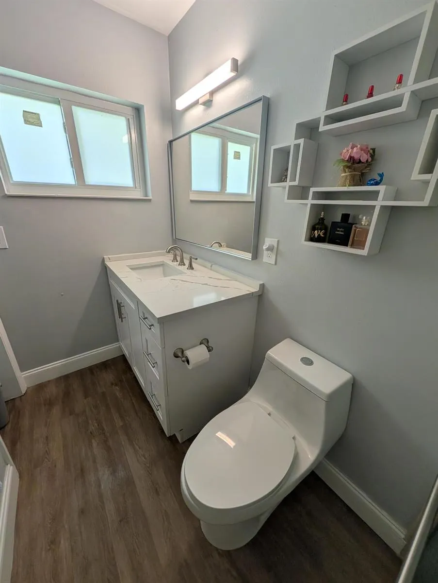 2671 Emory Drive E #B West Palm Beach, FL 33415