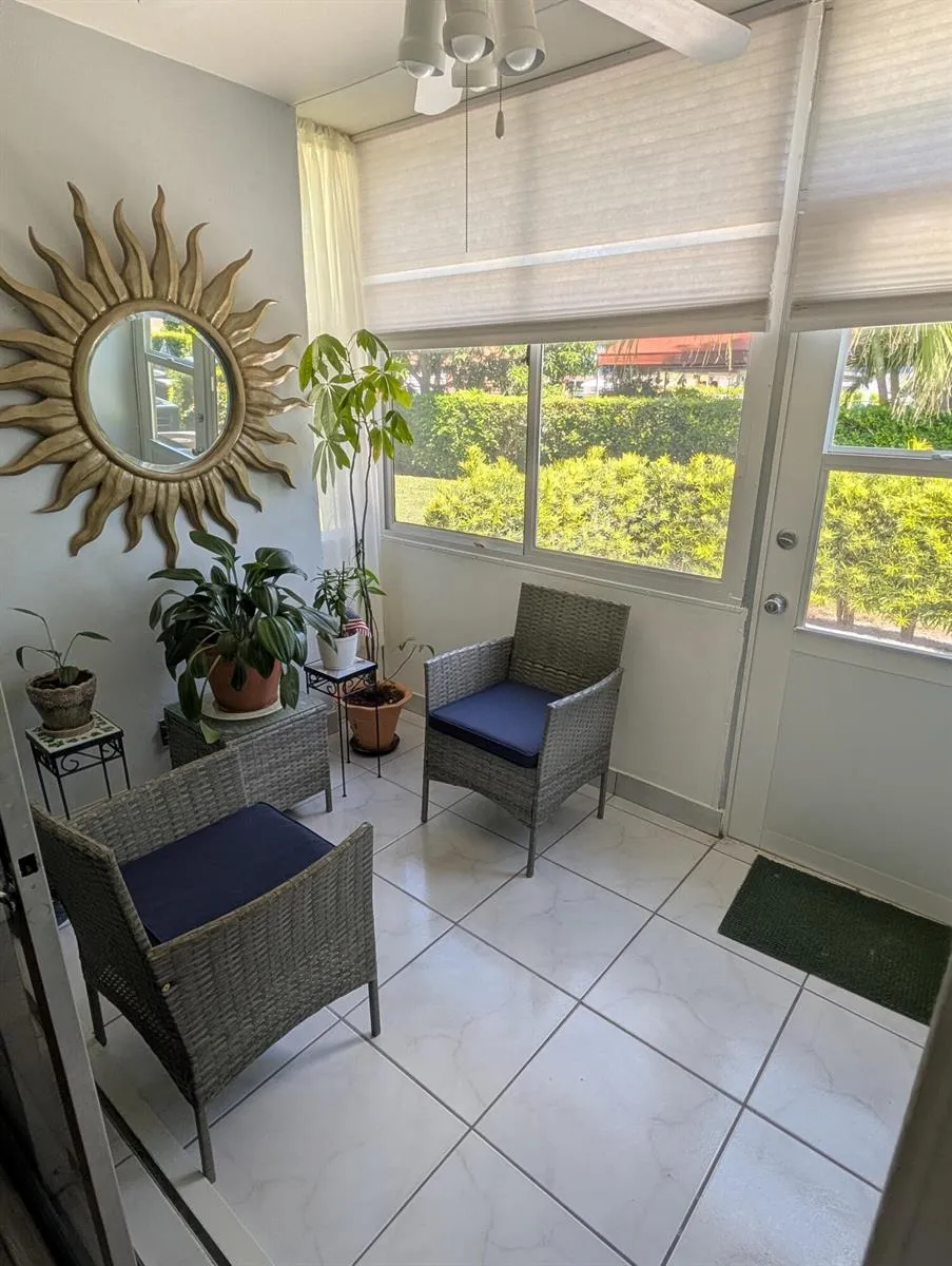 2671 Emory Drive E #B West Palm Beach, FL 33415