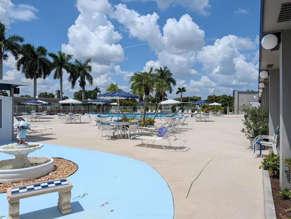 2671 Emory Drive E #B West Palm Beach, FL 33415