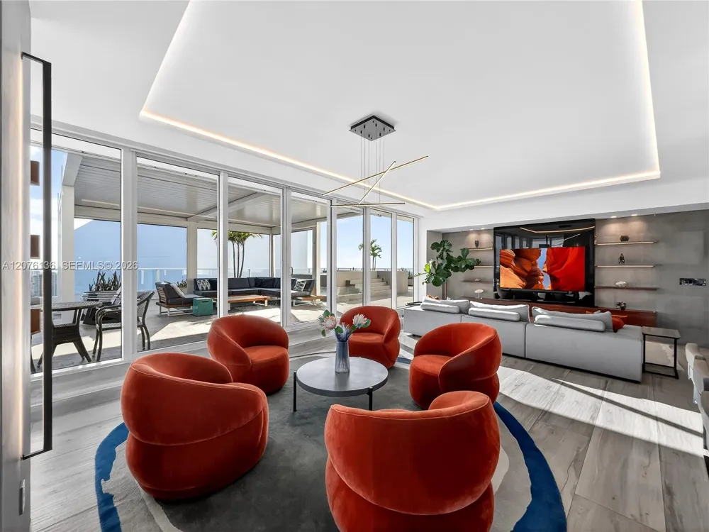 2020 Bayshore Dr #4104 Miami, FL 33137
