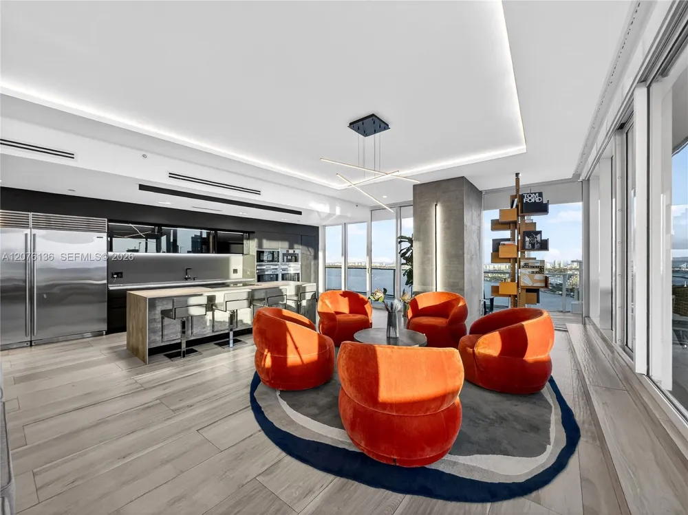 2020 Bayshore Dr #4104 Miami, FL 33137