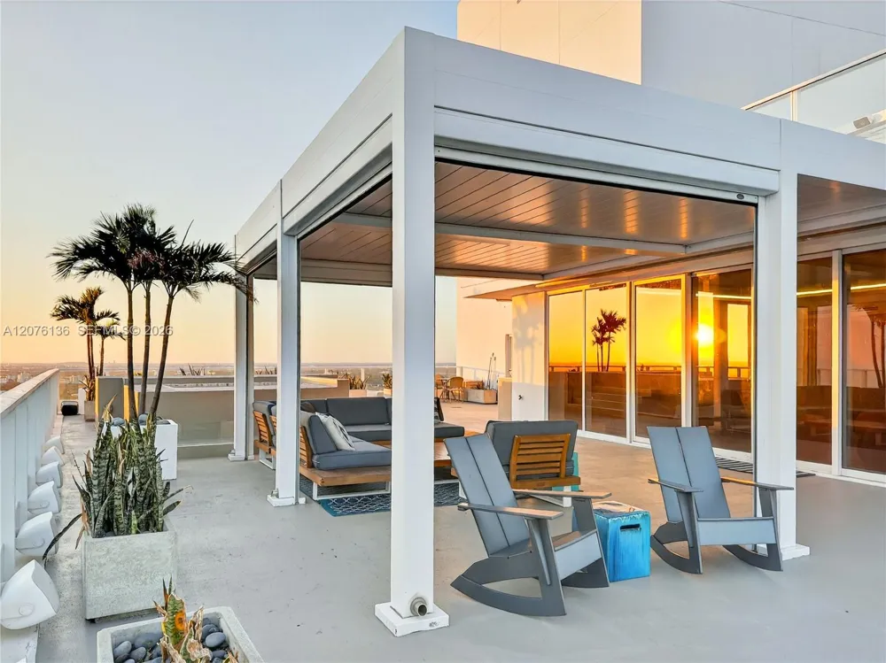 2020 Bayshore Dr #4104 Miami, FL 33137