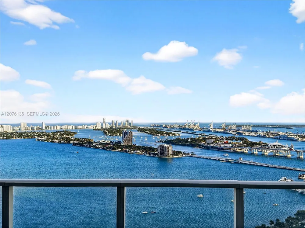 2020 Bayshore Dr #4104 Miami, FL 33137