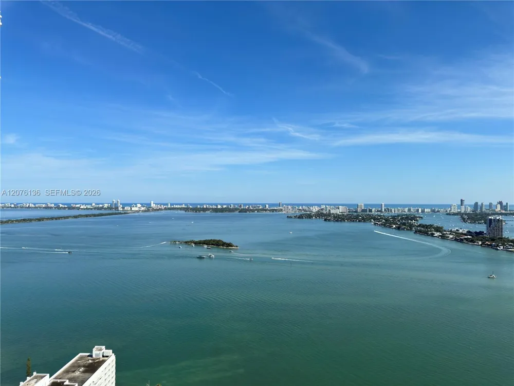 2020 Bayshore Dr #4104 Miami, FL 33137