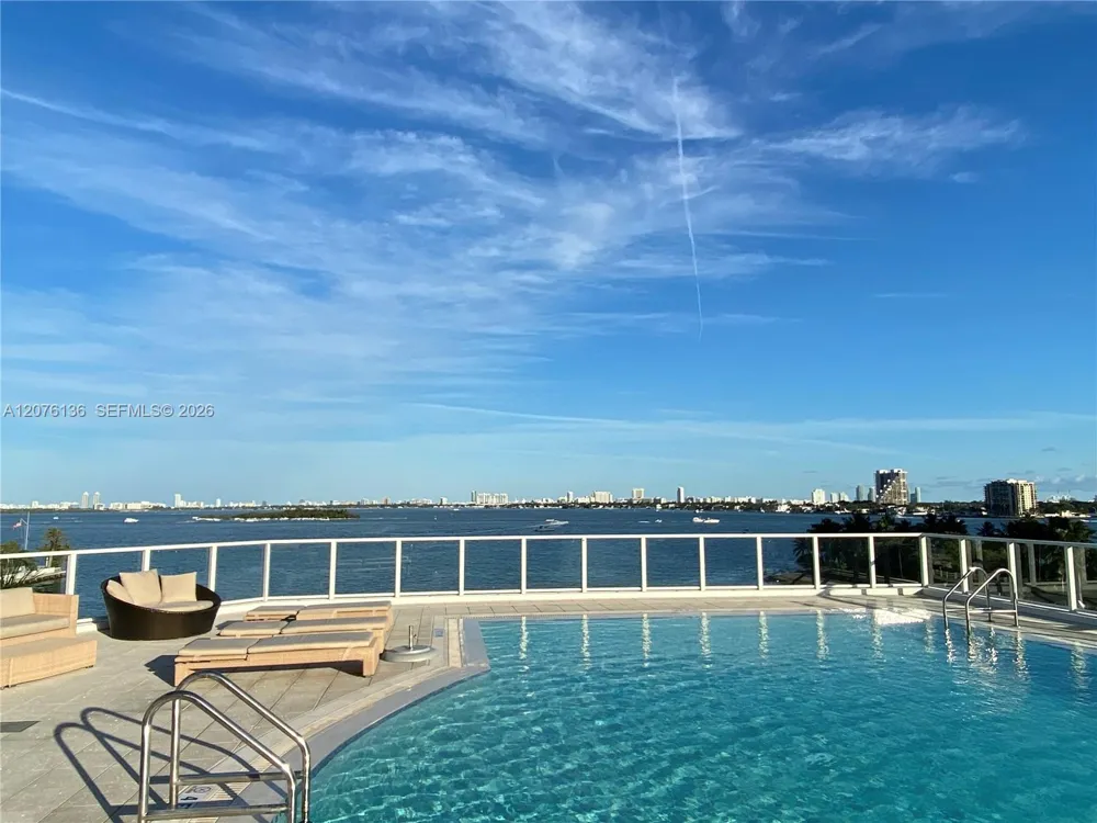 2020 Bayshore Dr #4104 Miami, FL 33137