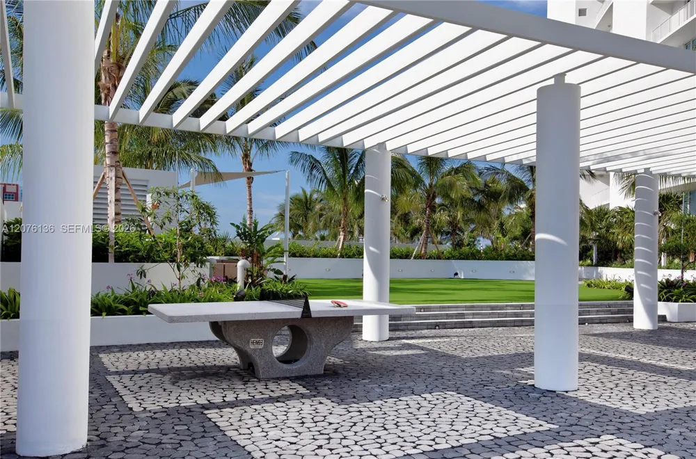 2020 Bayshore Dr #4104 Miami, FL 33137