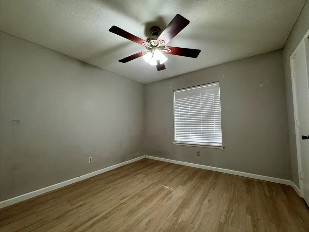 1505 Bellaire Drive Grapevine, TX 76051