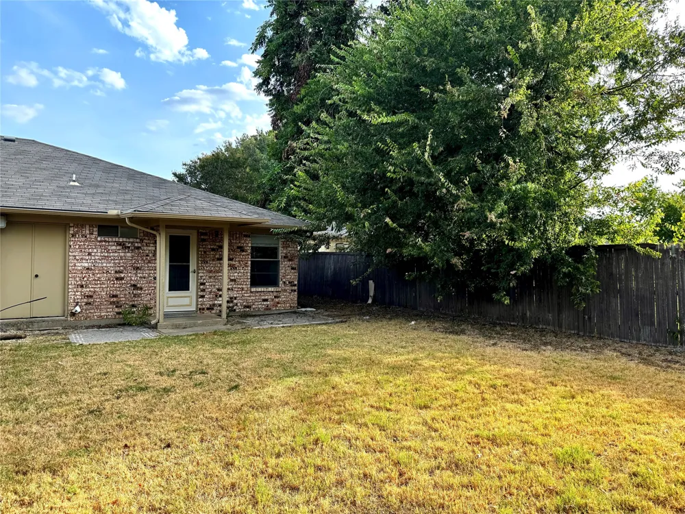 1505 Bellaire Drive Grapevine, TX 76051