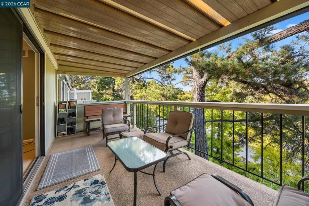 1300 Running Springs Road #5 Walnut Creek, CA 94595
