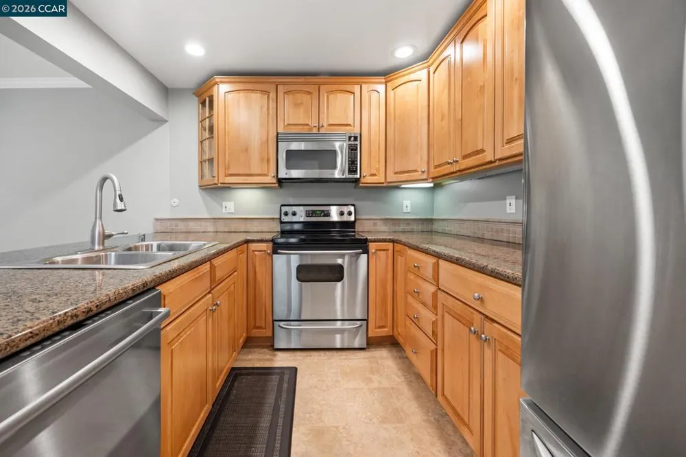 1300 Running Springs Road #5 Walnut Creek, CA 94595