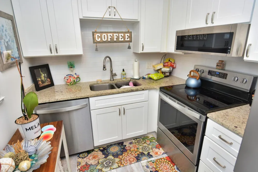 10 LAKE VISTA TRAIL #203 Port St. Lucie, FL 34952