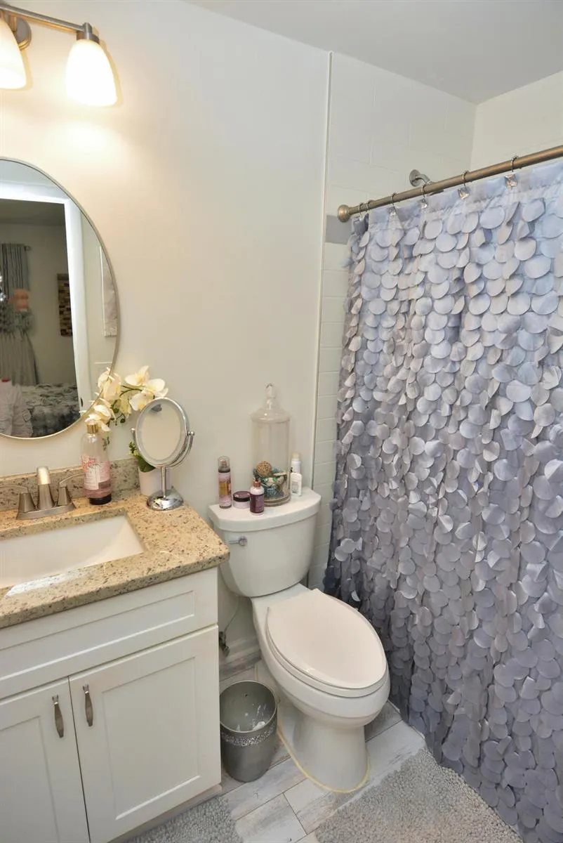 10 LAKE VISTA TRAIL #203 Port St. Lucie, FL 34952