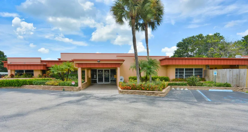 10 LAKE VISTA TRAIL #203 Port St. Lucie, FL 34952