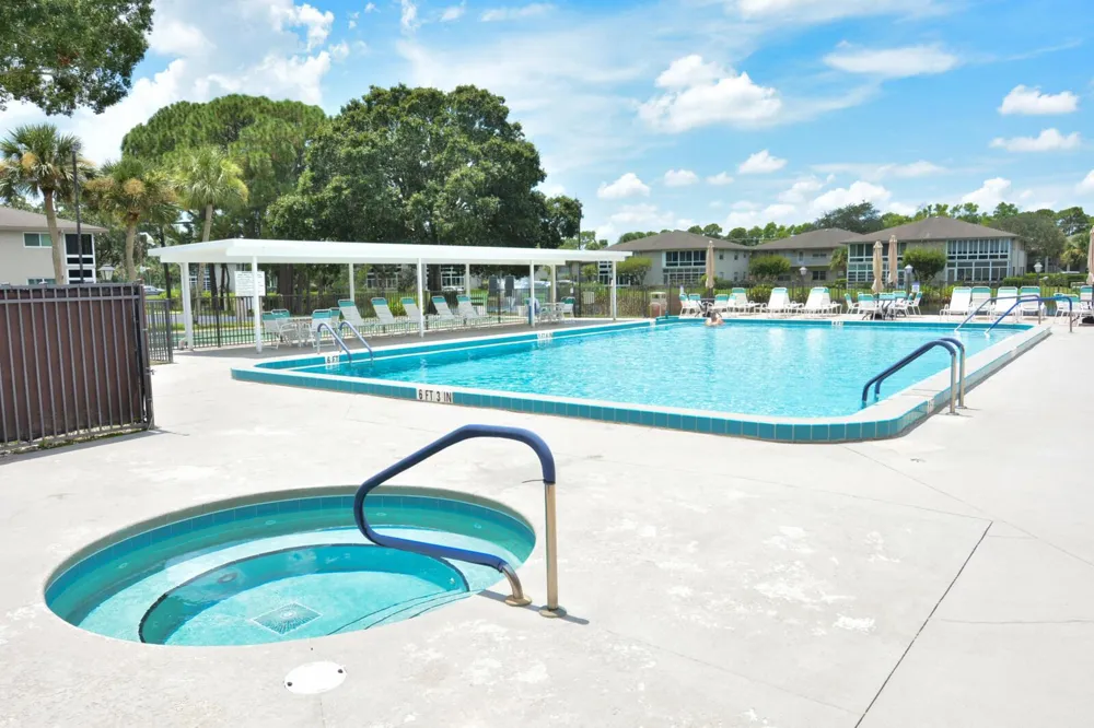 10 LAKE VISTA TRAIL #203 Port St. Lucie, FL 34952